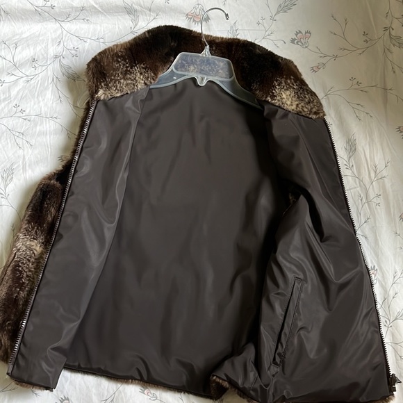 !SOLD! Soft Faux Fur Reversible Vest - Picture 4 of 6